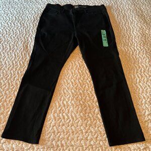 Levi Strauss Signature Straight Black denim Jean 22M NWT